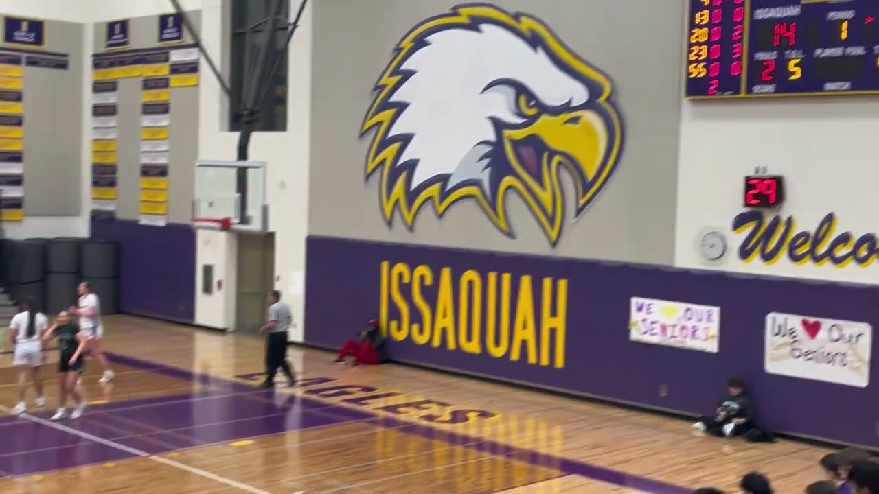 Issaquah Varsity vs Skyline (Kingco Tournament)