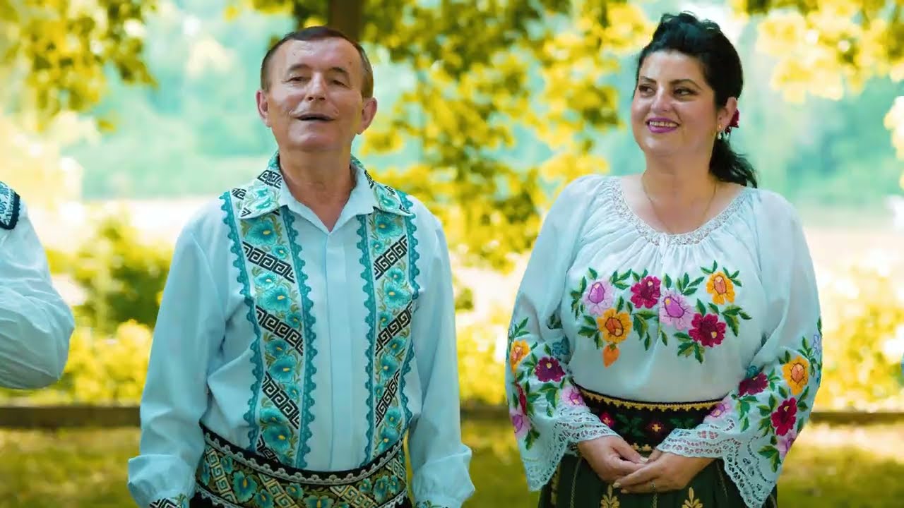 Diana Selagea si Lele Craciunescu -Cum cad frunzele din pom