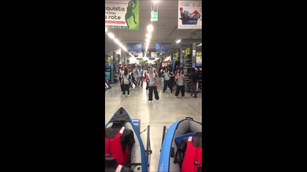 Decathlon Sassari - Flash mob