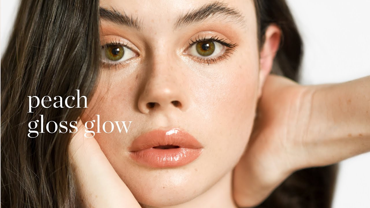 Glossy & Glowy Natural Peach Makeup