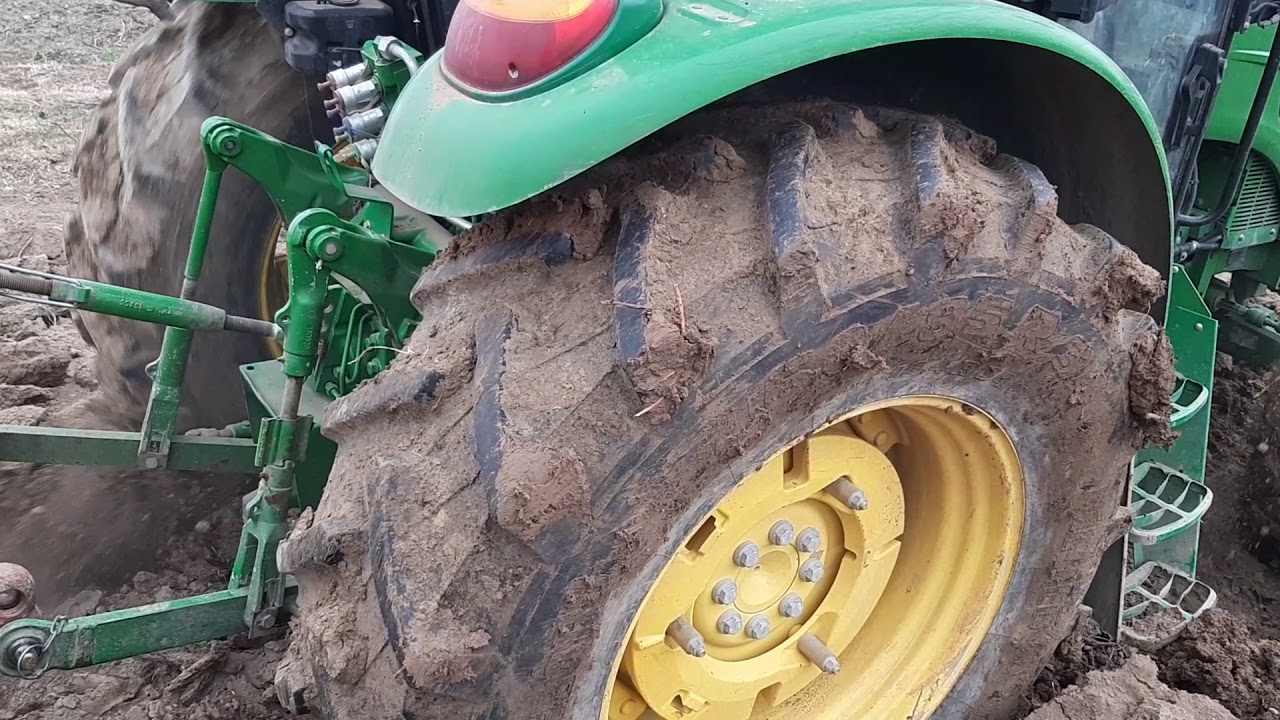 JOHN DEERE 6110B