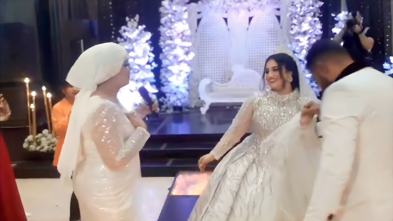 ام العروسه صوتها اجمل من اصاله