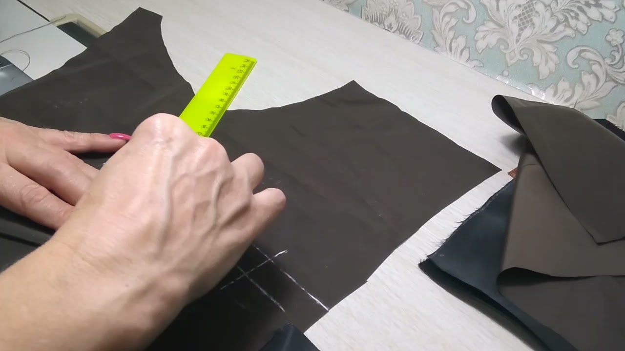 Как вшить карман в подклад пальто