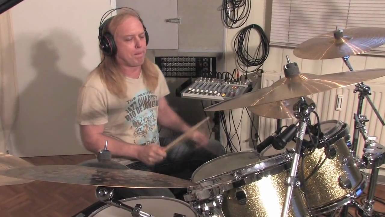 DBM10XL-Drummikrofonset / Live-Drumming mit Bodo Schopf.mov