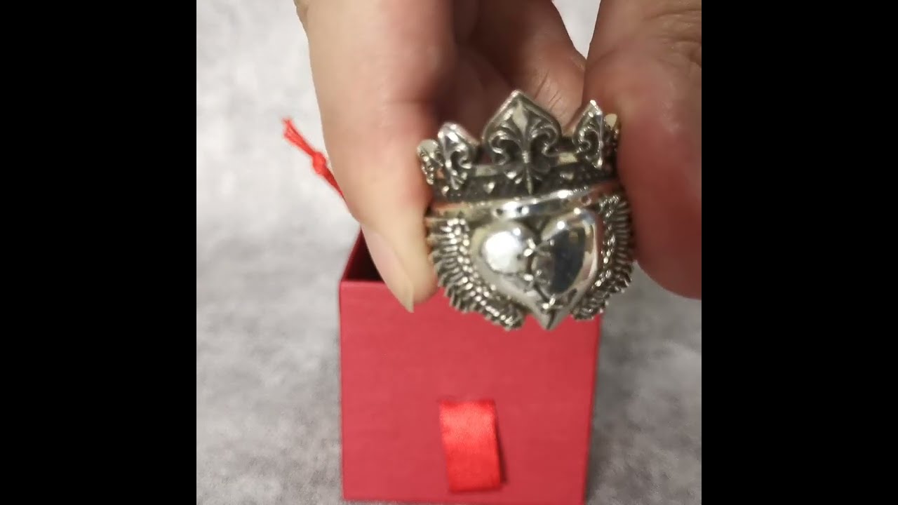 Stitched Hearts Ring