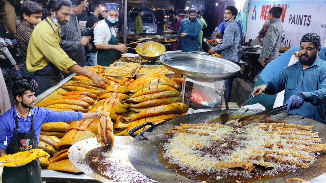 Famous Fish  Making In Karachi   Surjani Town  Akram Fish KDA  Flat  😉