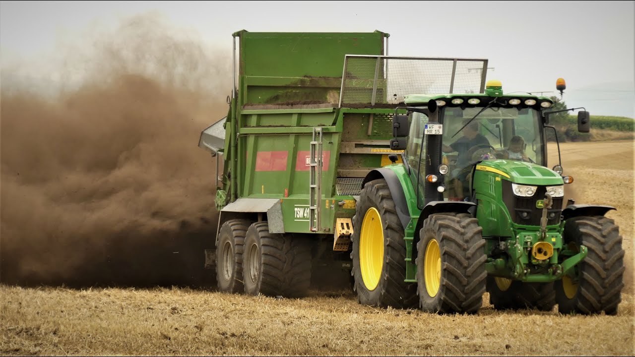 Kompost Streuen/ John Deere 6150, 6130/ Bergmann TSW 4190