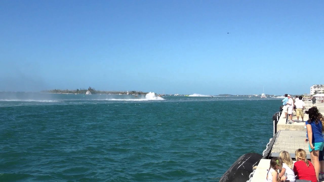 Boat crash 2 men killed