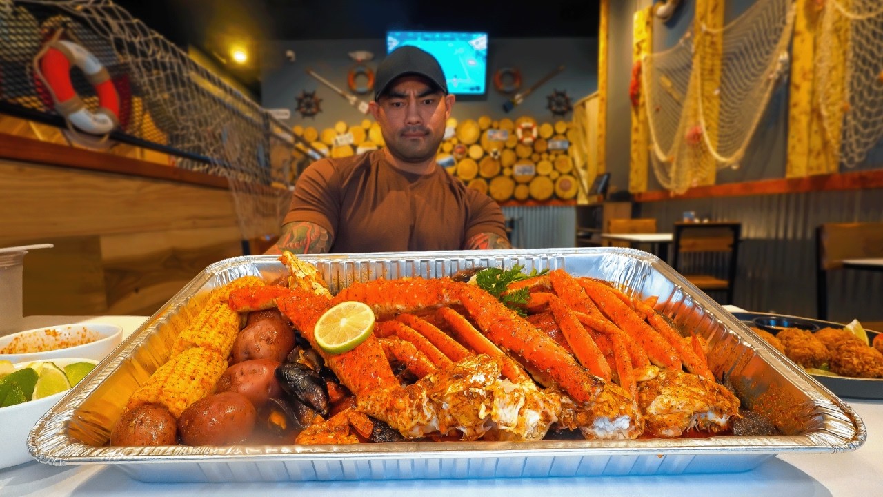 No One Has Tried This $140 Seafood Family Platter Solo! : The Juicy Seafood