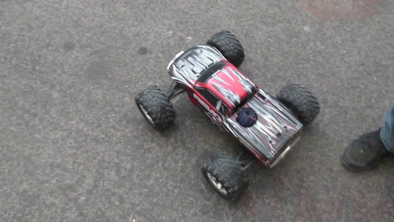 Нитро Монстр TRAXXAS Revo 3.3 Nitro 4WD 1/10 - TRA53097