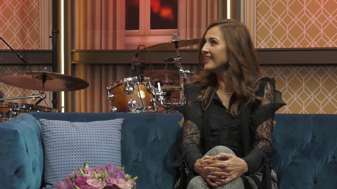 Aleksandra Radović | Tamburaši Milenij - Jesen u mom sokaku | Dalibor Petko Show | CMCTV