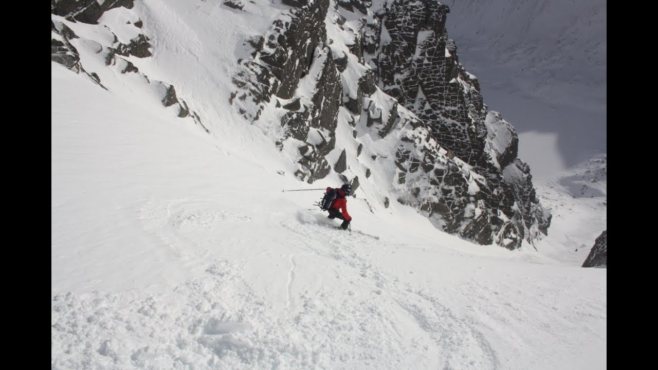 A few days skiing in the Scottish Backcountry 2018 (with a pair of mediocre skiers)