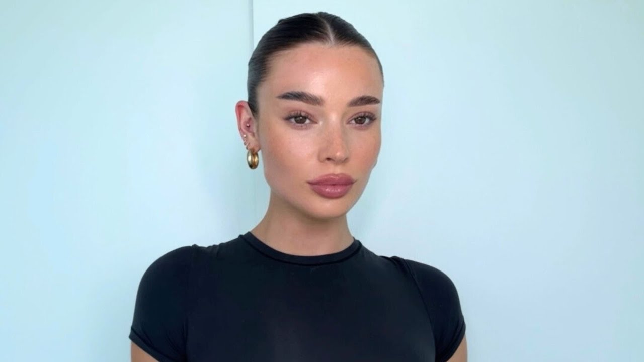 How to Slick Back Hair | Slick Back Bun Tutorial with L'Oréal Paris Elnett