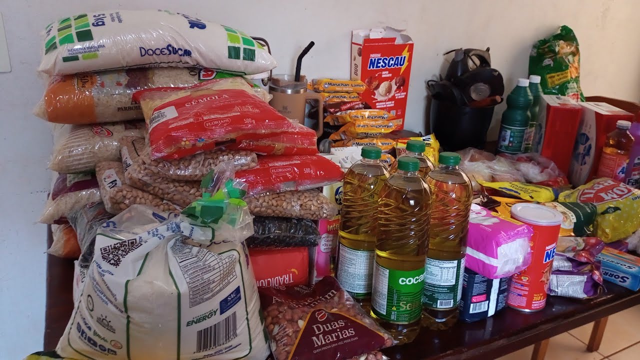 fiz compra do mês pra quatro pessoas, mais limpeza no quintal aos poucos tudo se organiza 🏠😍😍