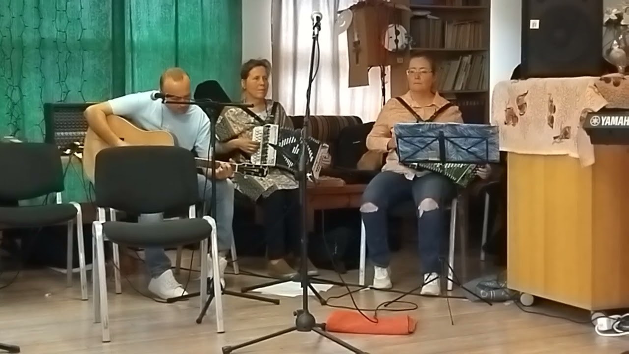 Ja veidike karmoškat ka. Tarmo, Tiina ja Evelin