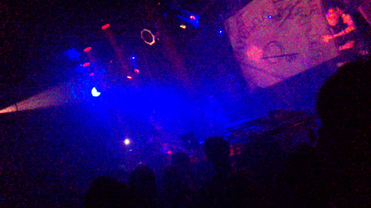 PillowTalk - Soft @ Fuse 23-06-2012 (HD)