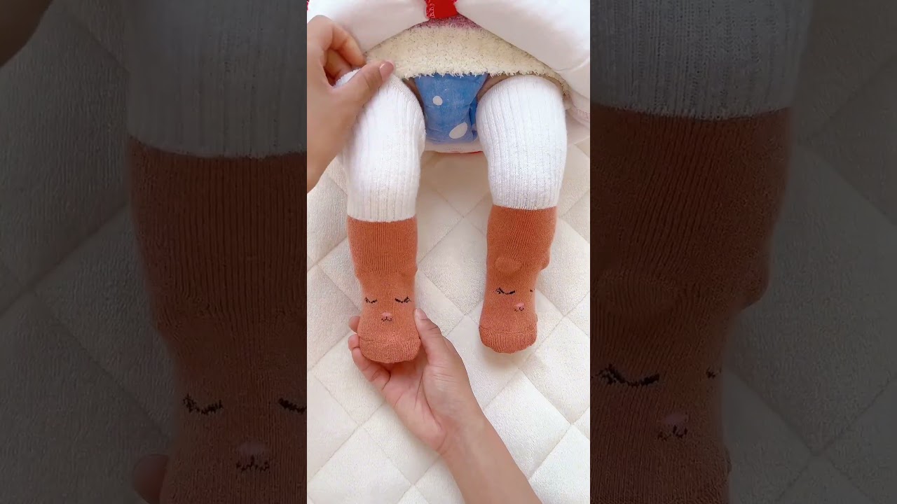 Wondering How to Keep Your Baby's Feet Warm This Winter? Winter Baby Cute Socks Have You Covered!
