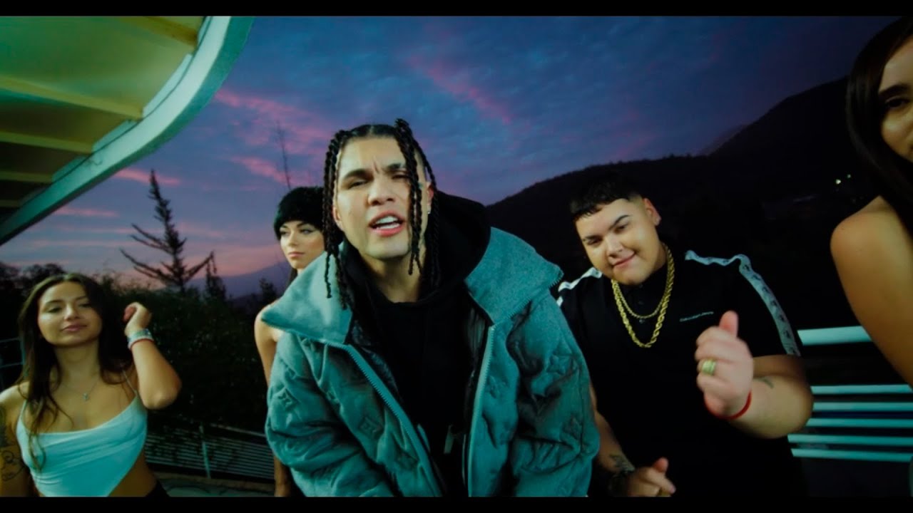 AQUA VS FT @FLOYYMENOR - RICKY RICON 💰🤴🏻(VIDEO OFICIAL)