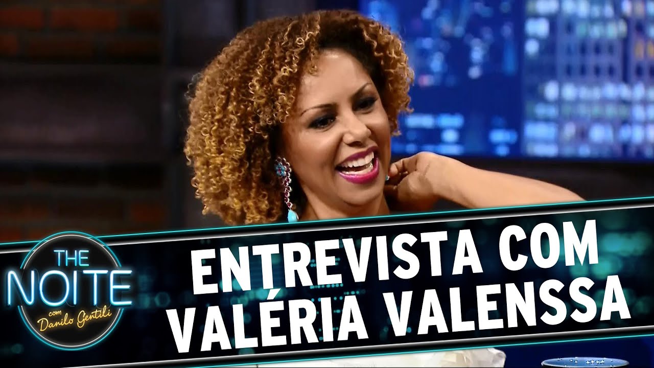 The Noite (15/04/15) - Entrevista com Valéria Valenssa