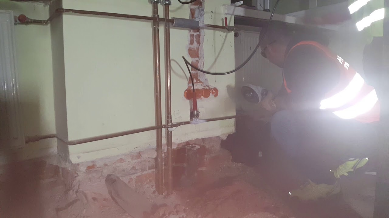 Zamrażanie gazowe rur c.o. i likwidacja grzejnika bez spuszczania wody, na czynnej instalacji.