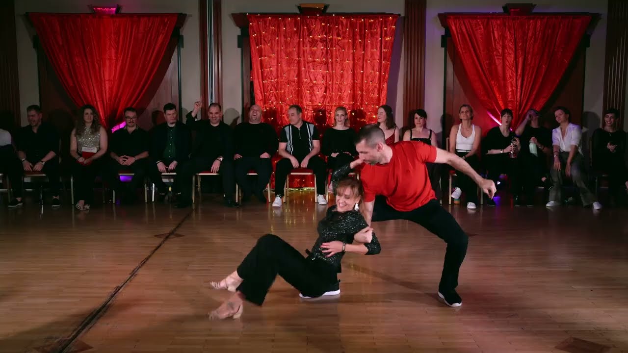 West Coast Swing Karácsonyi Gála 2025 JNJ   Brigi és Levi