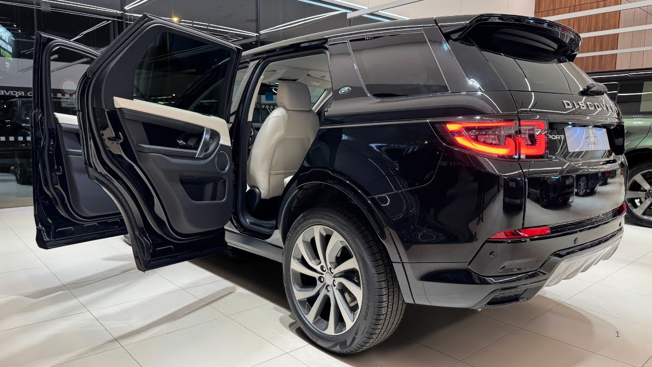 2026 Land Rover Discovery Sport - Interior and Exterior Details