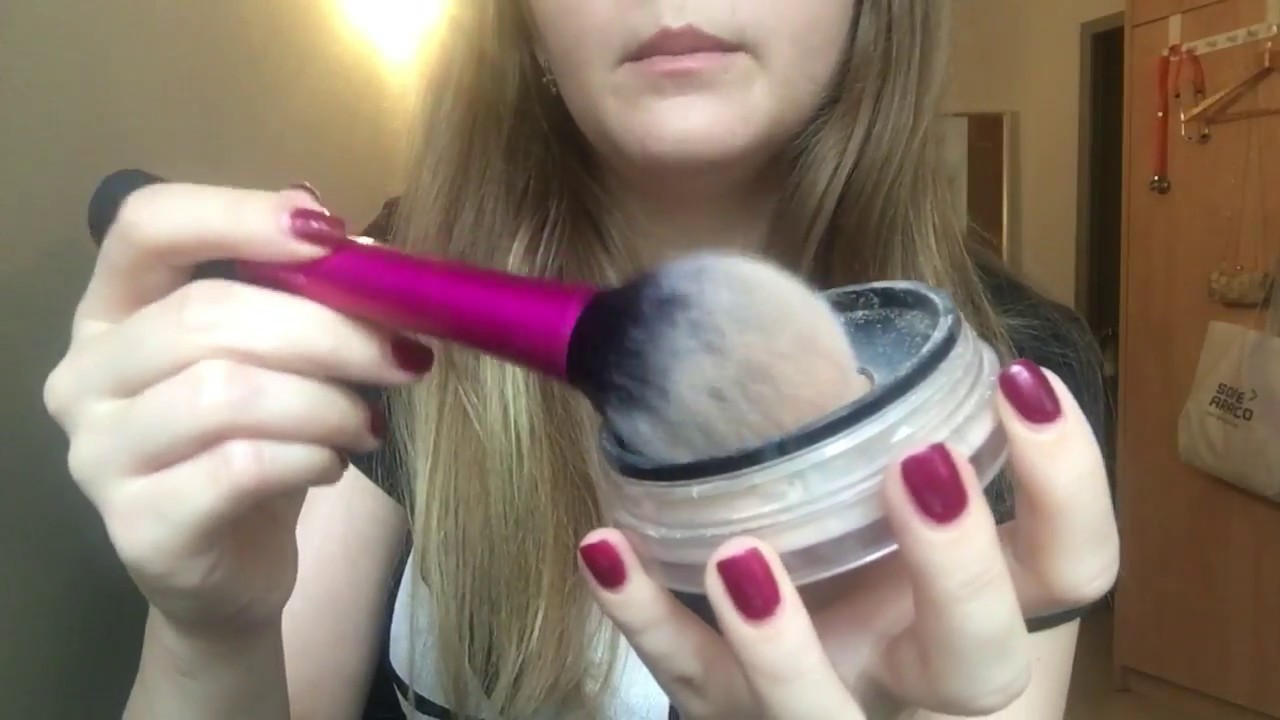 ASMR | Doing your Makeup | Inaudible |  Unintelligible | Mouth Sounds | Very Close up