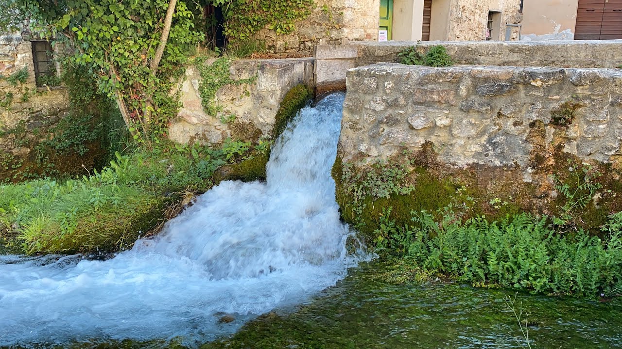 Rasiglia (hamlet of the town of Foligno) and its water sources.