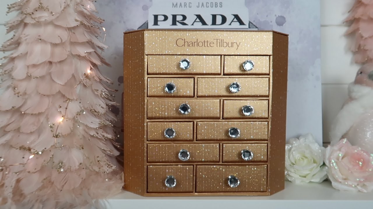 Charlotte Tilbury  Christmas Beauty Advent Calendar