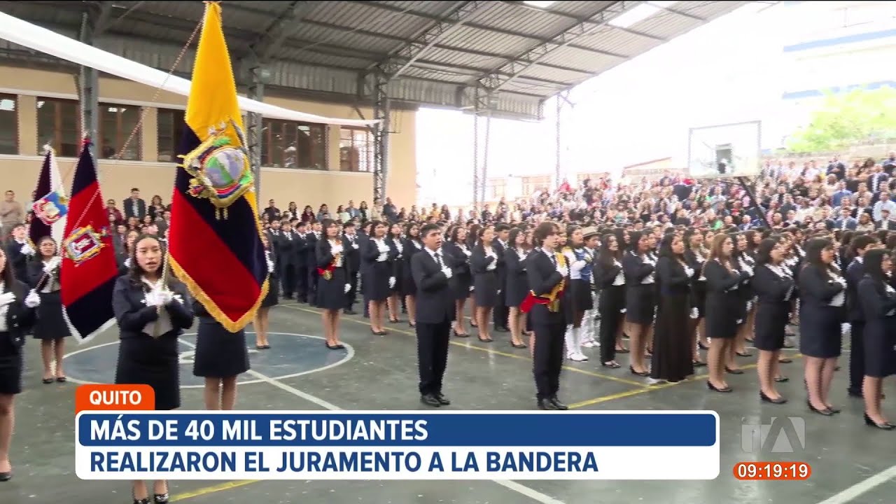 40 mil estudiantes realizaron el juramento a la bandera en Quito