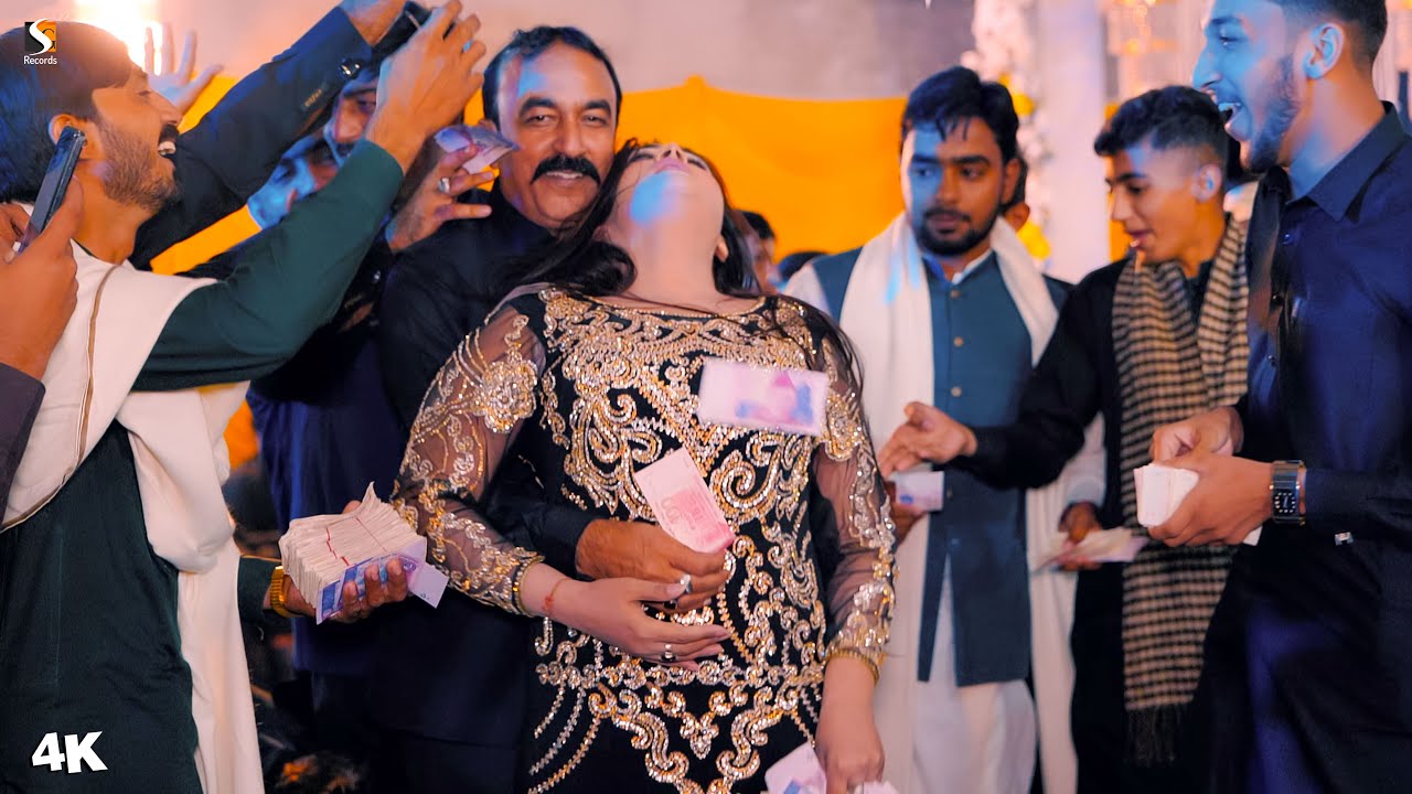 Tere Piyar Tu Sadqay Jawan, Iram Khan Mujra Dance Performance, SGRecords 2025