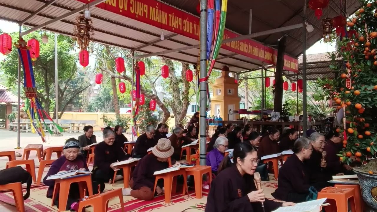 Đạo tràng pháp hoa chùa Dền tụng quyển 7 diệu pháp liên hoa 🙏🙏🙏