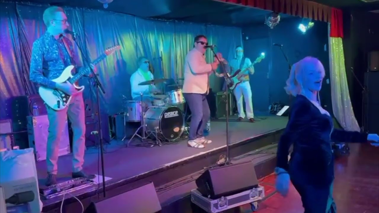 the NEW TORNADOS, LIVE FOLKSTONE