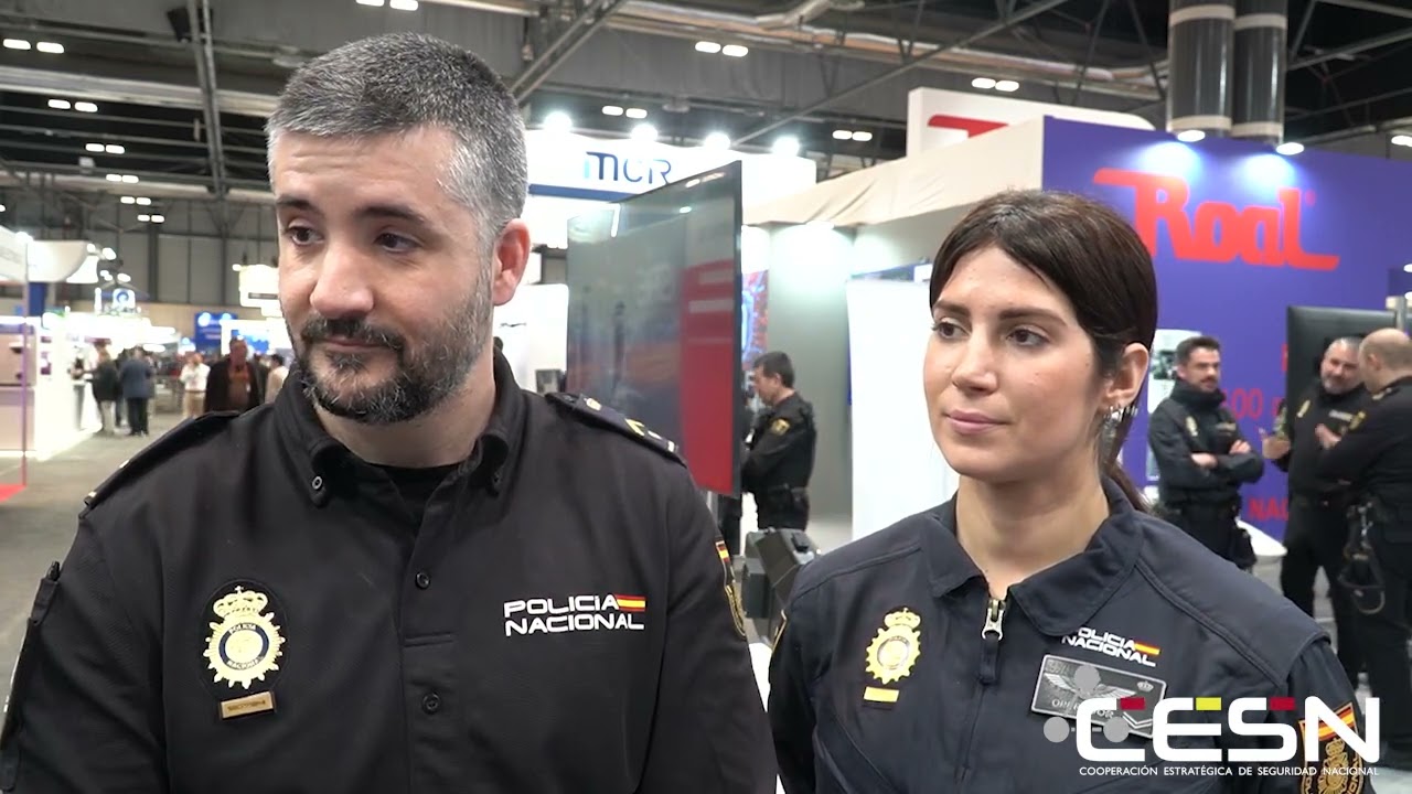 La Unidad Aérea de la Policía Nacional destaca la innovación tecnológica SICUR