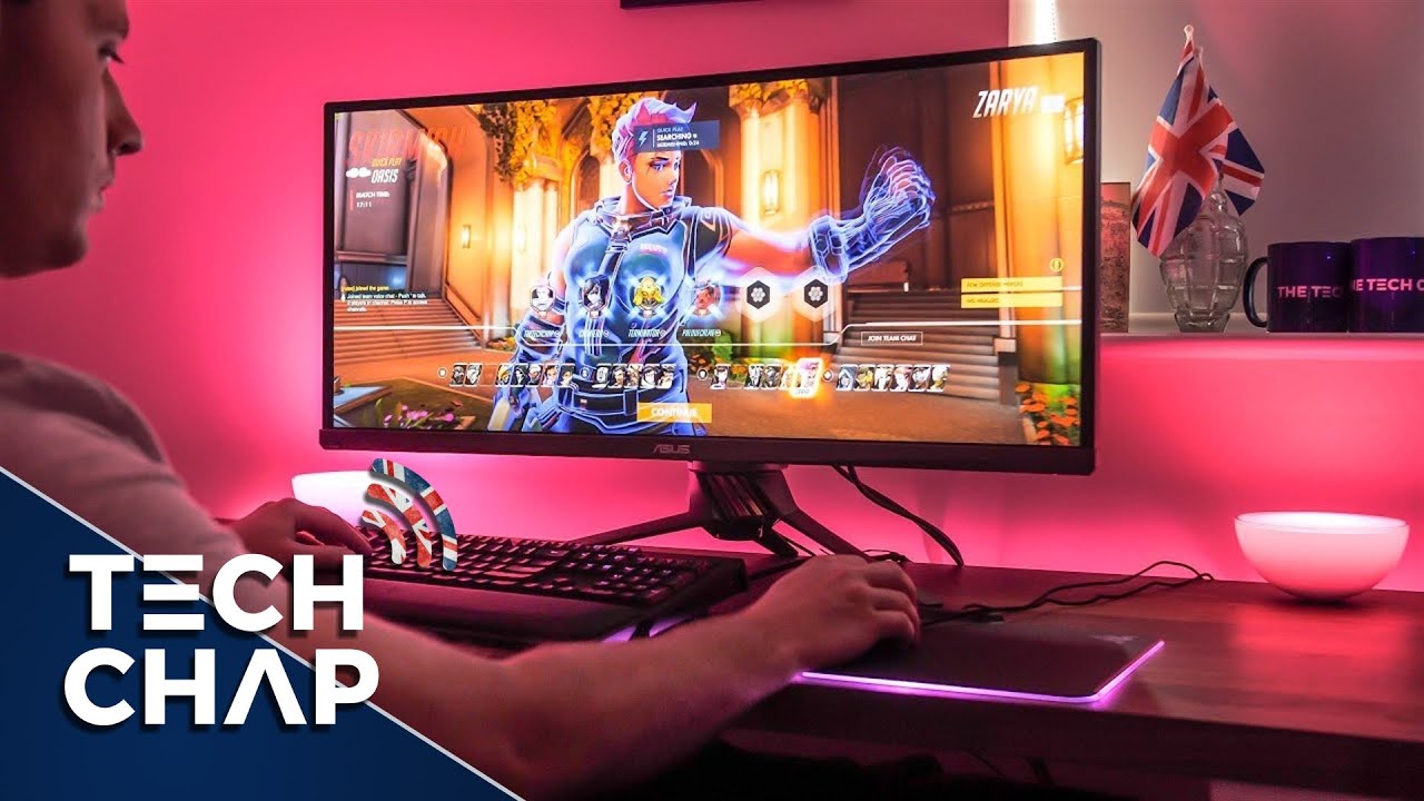 Philips Hue & Razer - The Ultimate RGB PC Gaming Setup? | The Tech Chap