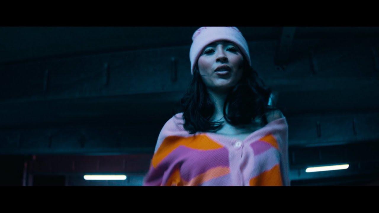 Phatt Lenny - Don't Look Back [Official Video]