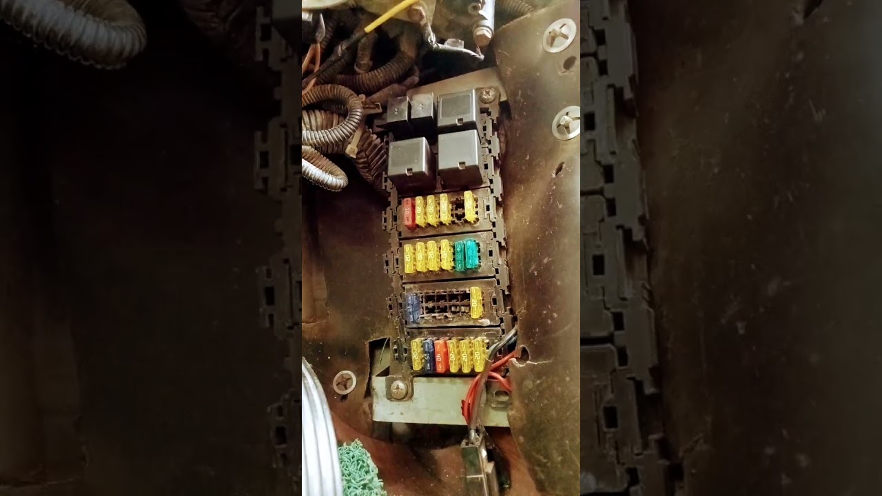 #diy how to solve mechanical fault youself tempo traveller super model