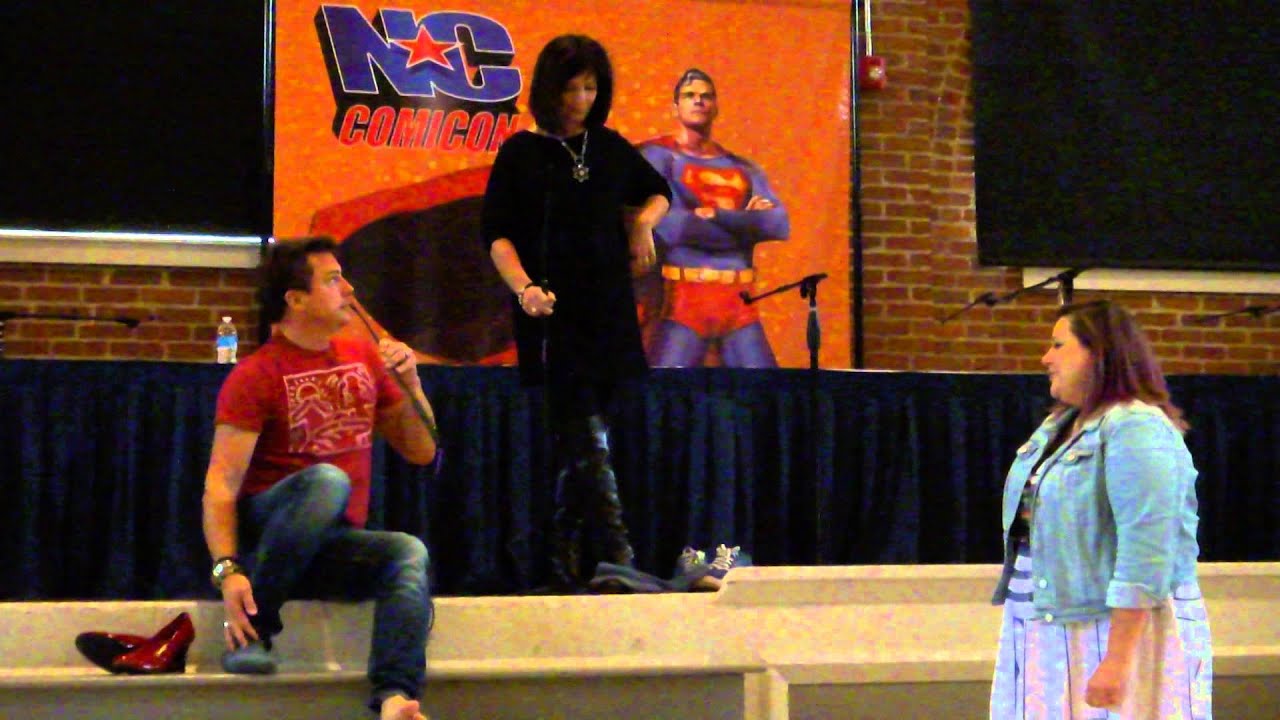 John and Carole Barrowman at NC Comicon (p2): How to walk in  heels