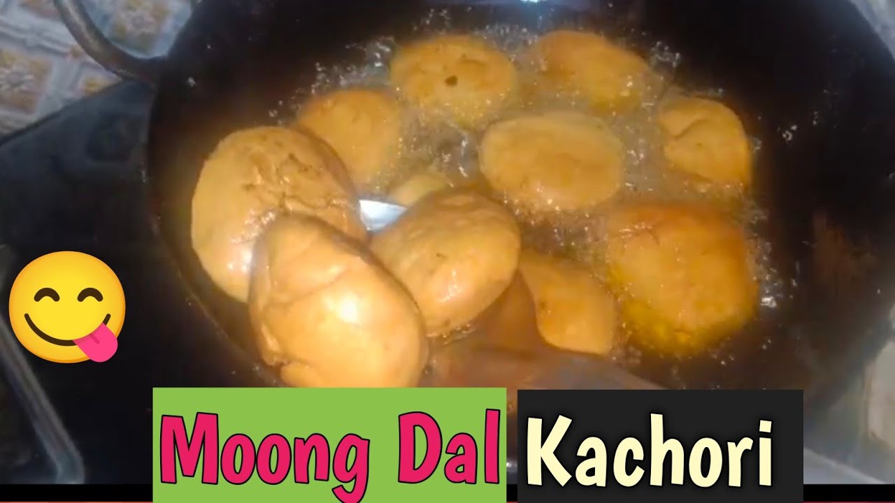 Crispy Moong Dal Kachori 😋.Ek Baar Jarur Try  Kare😊.