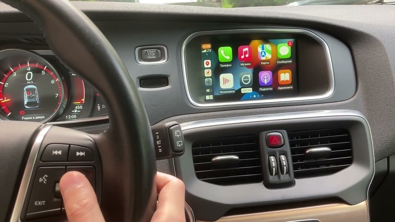 Volvo V40 Cross Country Carplay showcase