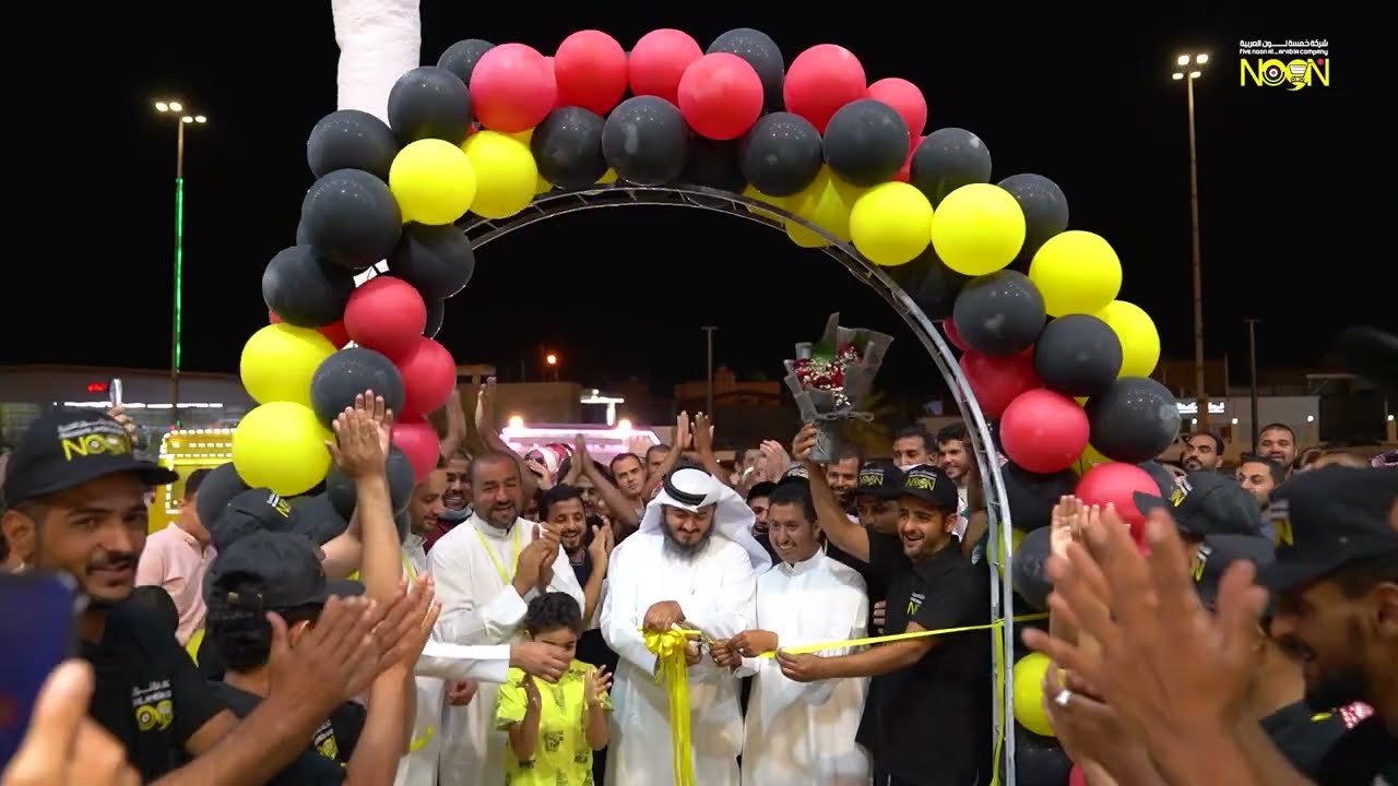 أفتتاح شركة خمسة نون العربية بوادي الدواسر وسط حضور غفير من المتسوقين