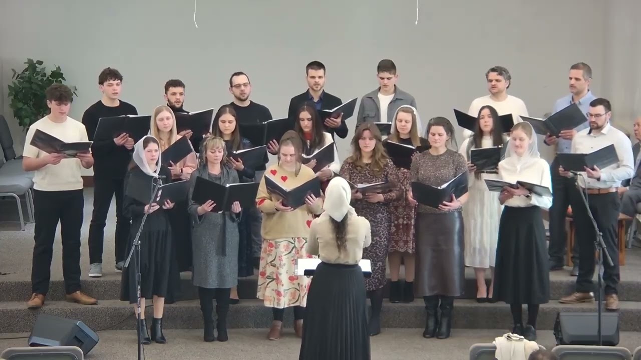 Колени я склоняю перед Богом (You Are Crowned With Praise)
