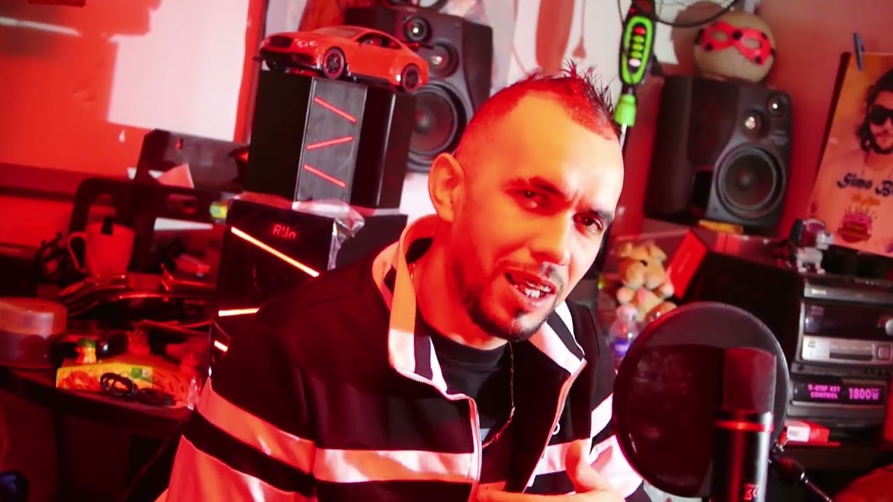 Cheb Anas Nesr 2025  (متلومنيش)