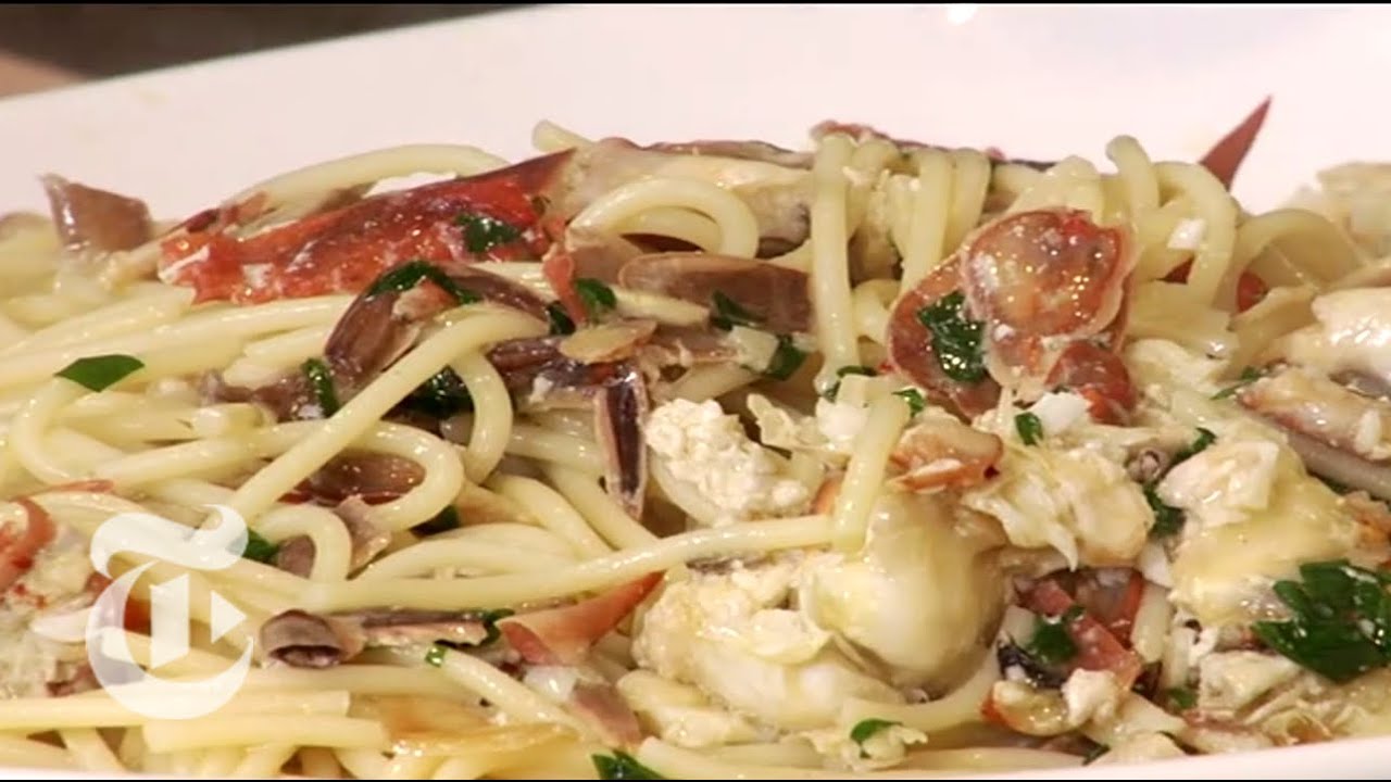 Pasta With Soft-Shell Crabs - Mark Bittman | The New York Times