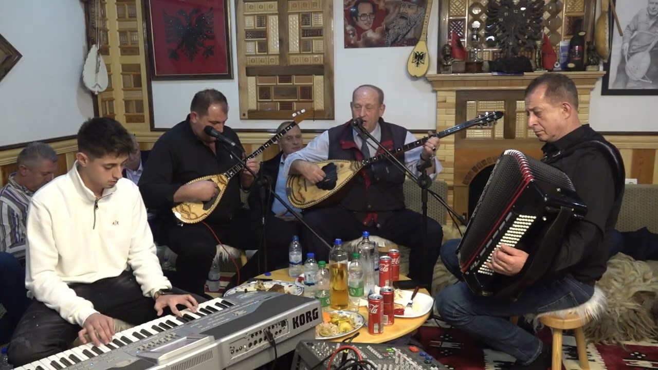 Januz Mushkolaj   Nanë moj nanë qysh tja bajm hallit