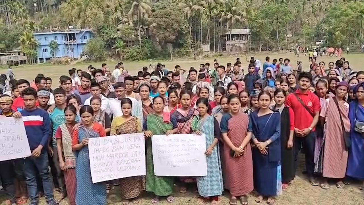 Nang kyang ka jingpyrshah ithuh shnong iaka Umpyrshin, aipor iaka JHADC ban pyndam iaka Notification