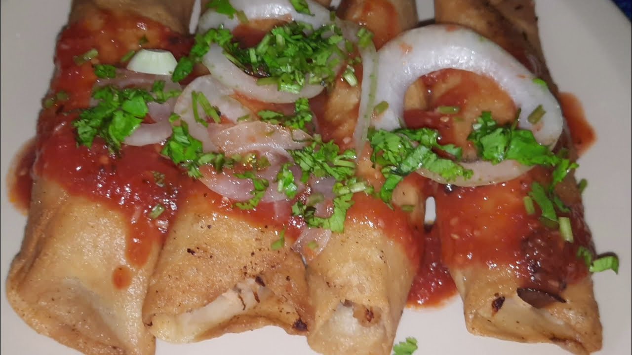 Tacos de pollo dorados al estilo Guatemalteco 🇬🇹 hechos por manos de Sabor Casero sv 🇸🇻