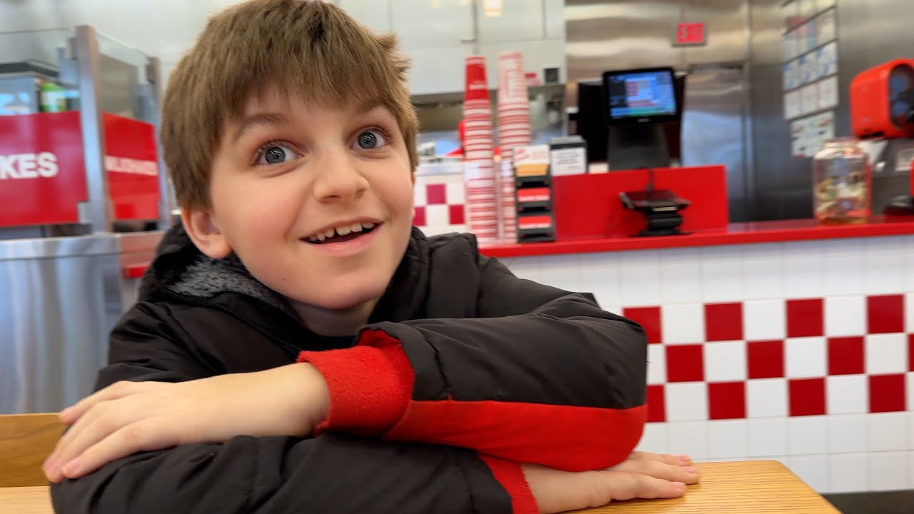 Friday Night Shopping & Trying to Get a Five Guys Sponsorship