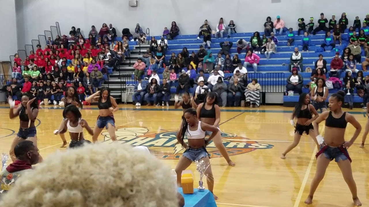 Platinum Peaches Jr squad in Southhaven MS