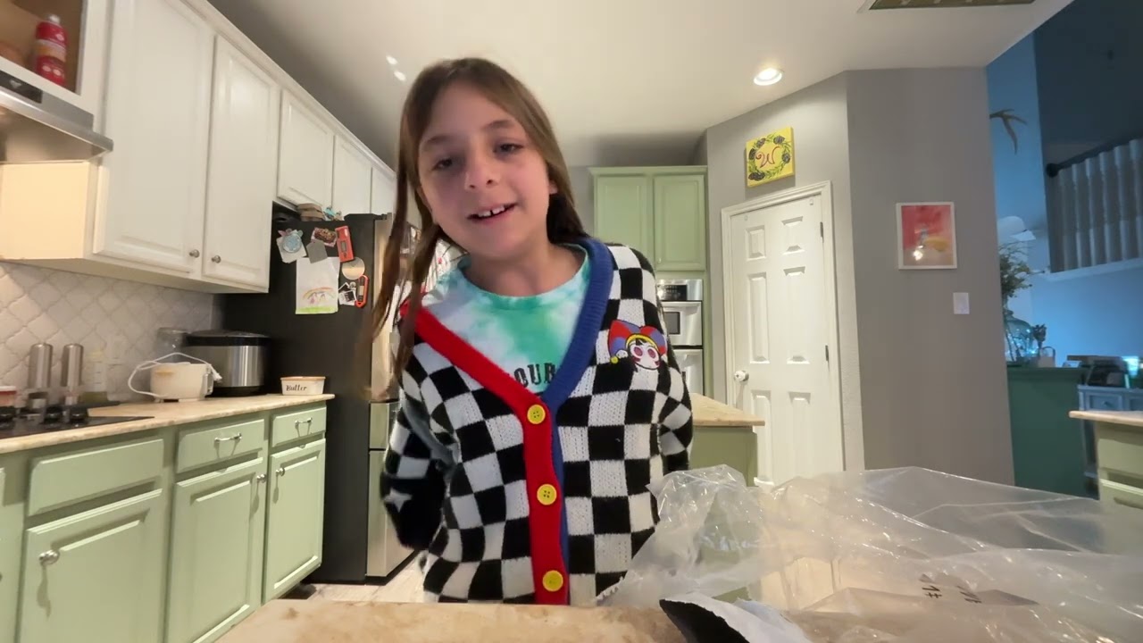DANDYS WORLD PEBBLE BACKPACK UNBOXING VIDEO!!